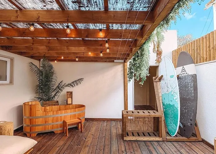 Captain Cook Ahoy Hotel