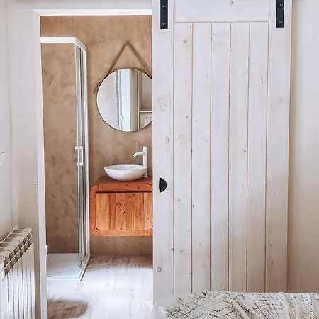 Captain Cook Ahoy Hotel