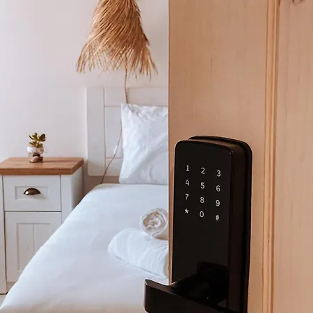 Captain Cook Ahoy Praia da Lourinhã