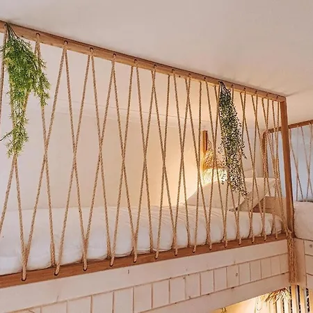 Captain Cook Ahoy Hotel