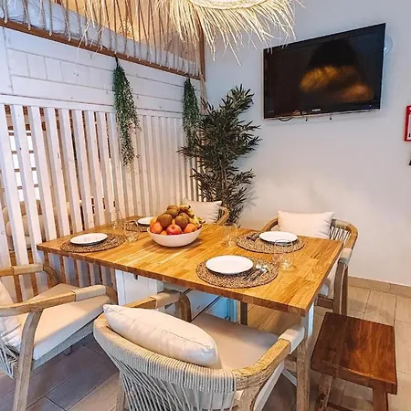 Captain Cook Ahoy Praia da Lourinhã