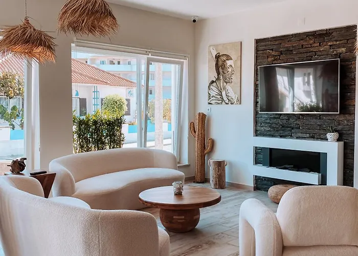 Captain Cook Ahoy Hotel