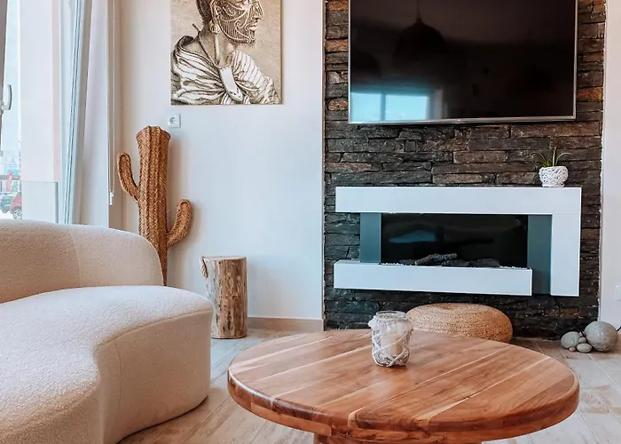 Captain Cook Ahoy Hotel Praia da Lourinha