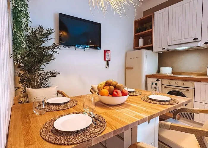 Captain Cook Ahoy Hotel *